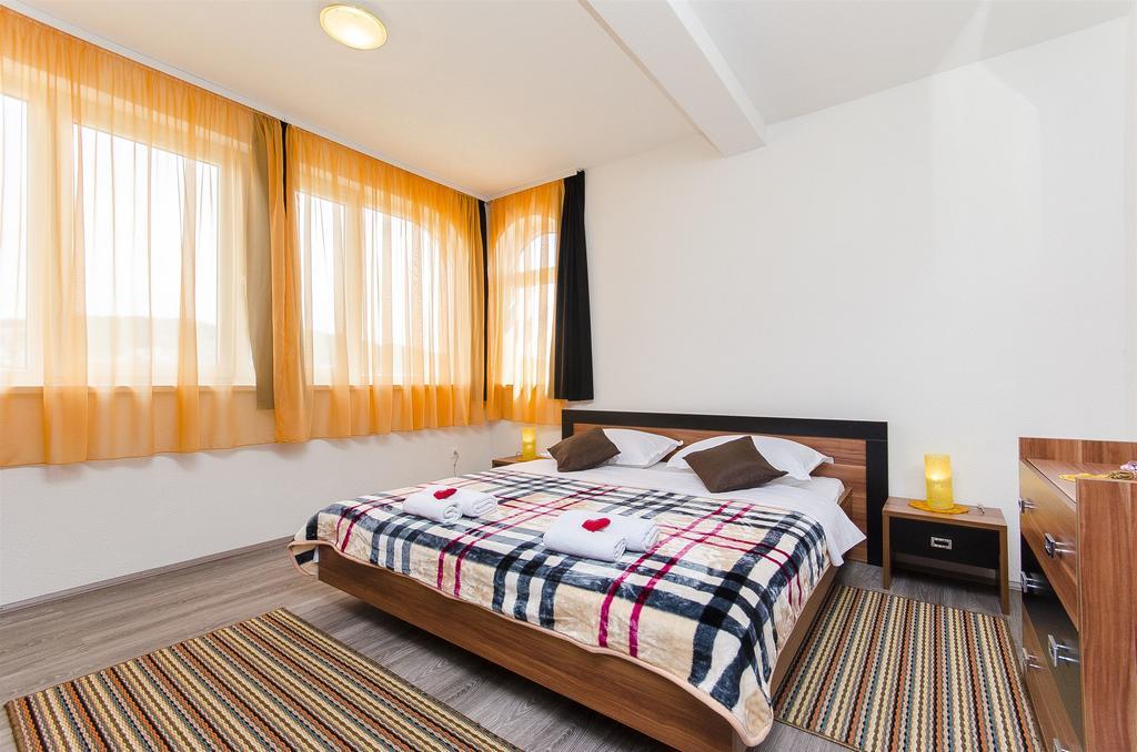 Apartments Branka Trogir Dış mekan fotoğraf