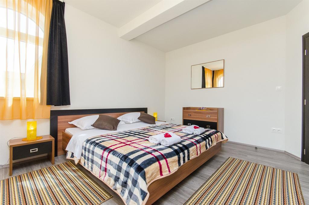Apartments Branka Trogir Dış mekan fotoğraf