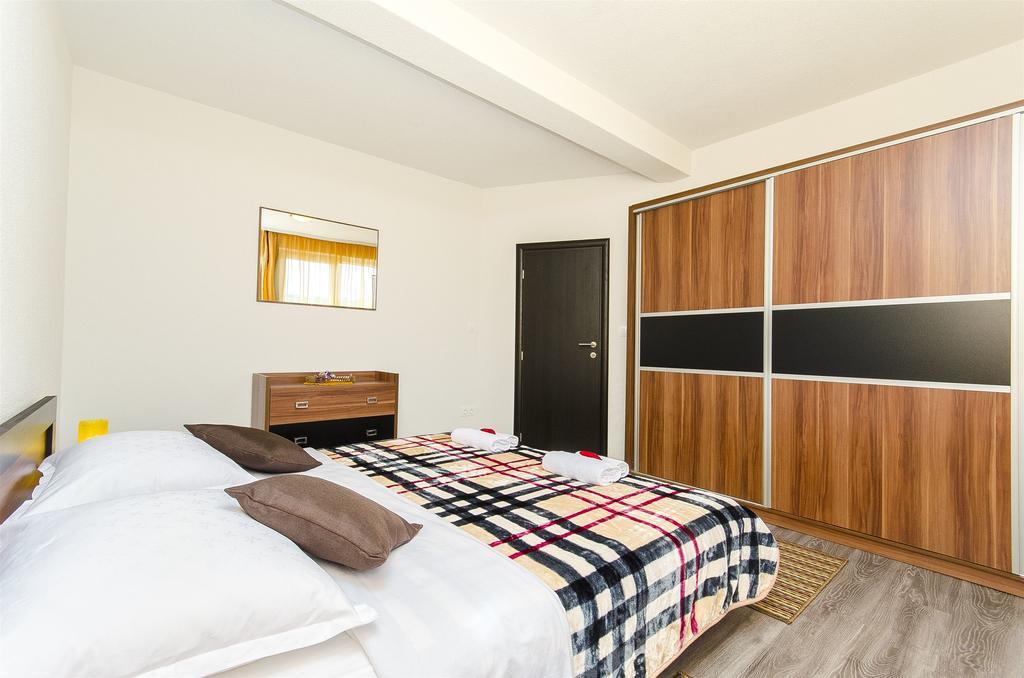 Apartments Branka Trogir Dış mekan fotoğraf